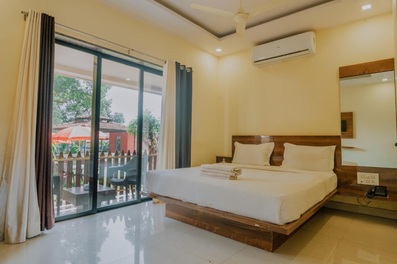 Hotel Oakwood 马哈巴莱斯赫瓦尔 外观 照片